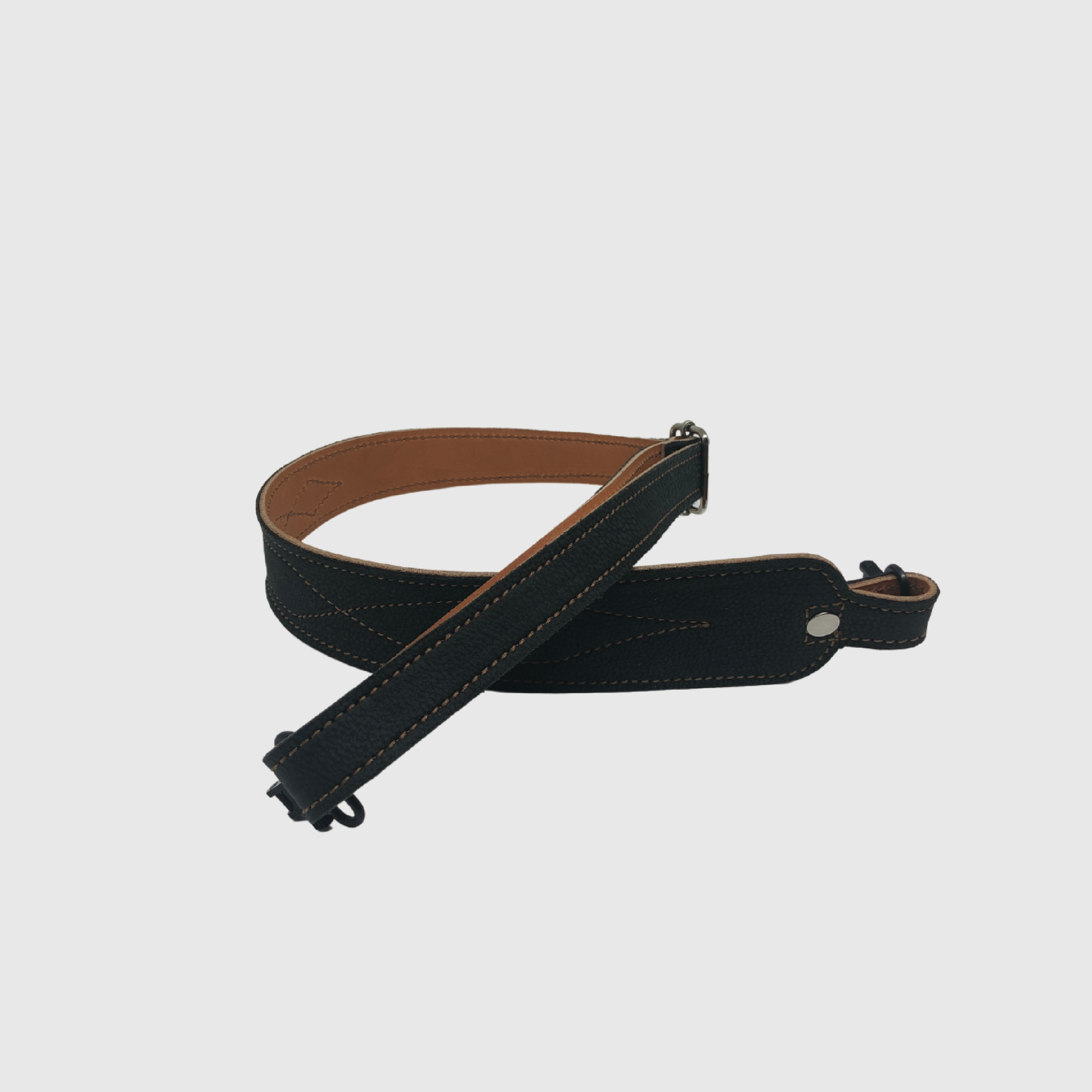 Apollo - Bovine - Black